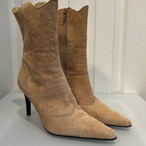 ROBERTO VIANNI TAN SUEDE HEEL BOOTS SIZE 38 MADE IN ITALY